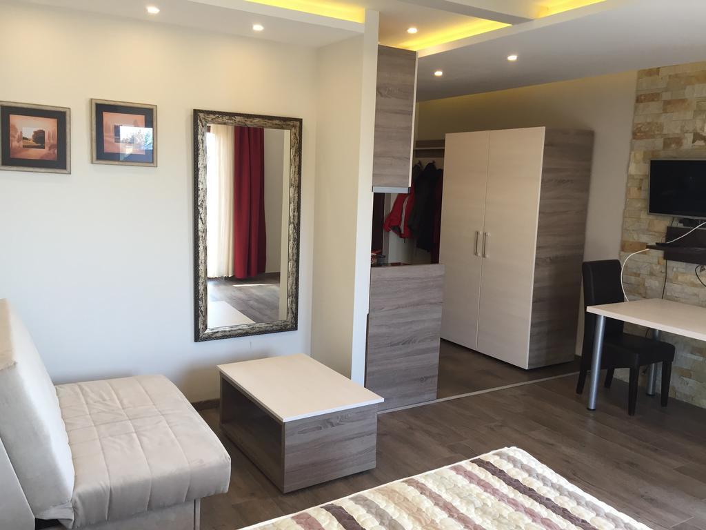 Panorama Apartments In Milmari Resort Kopaonik Bagian luar foto